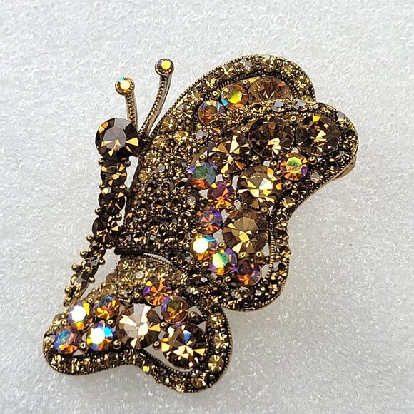 Gold Butterfly Pendant and Brooch - Picture 12 of 13